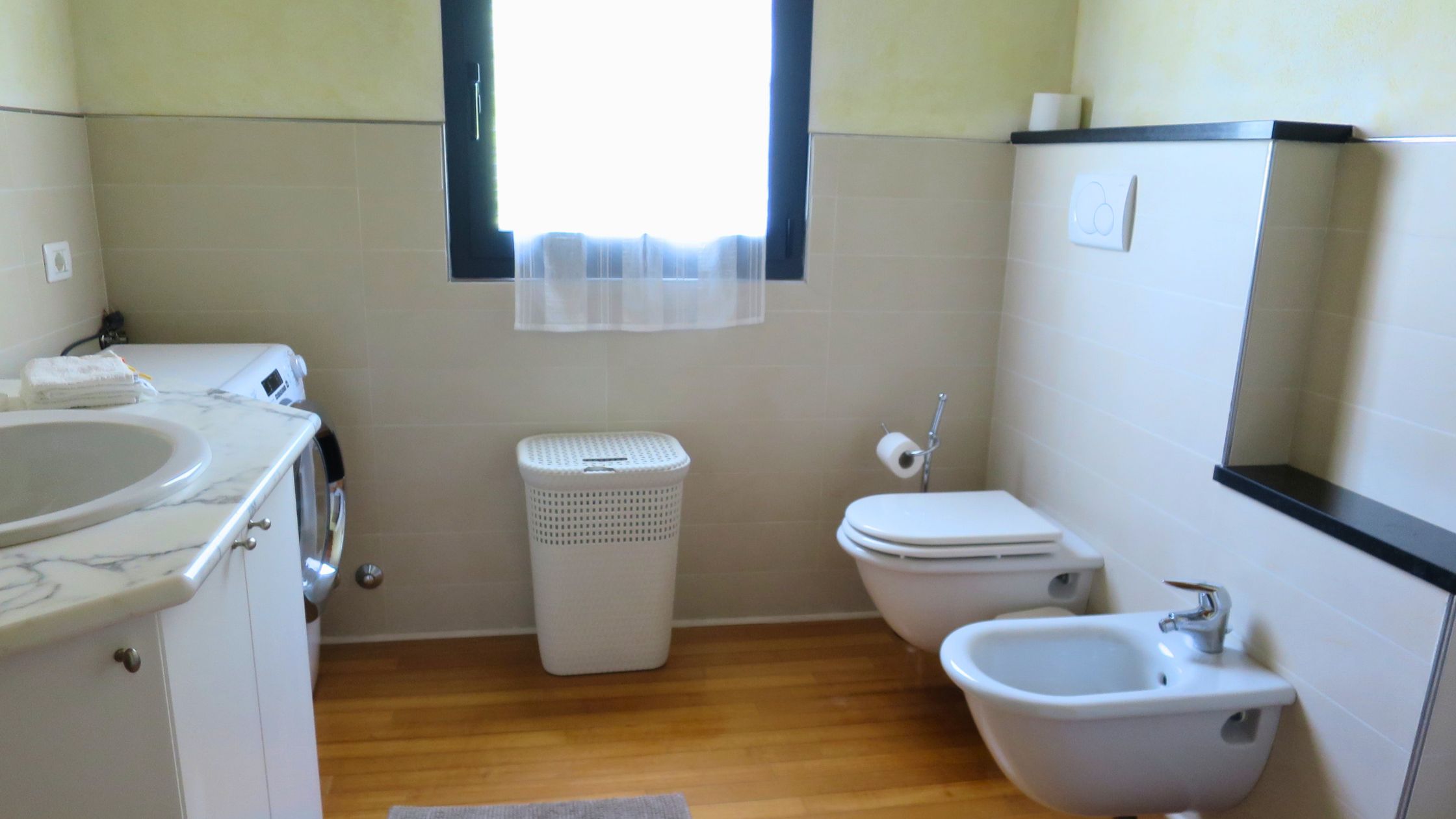 bagno appartamento tenuta frascanera